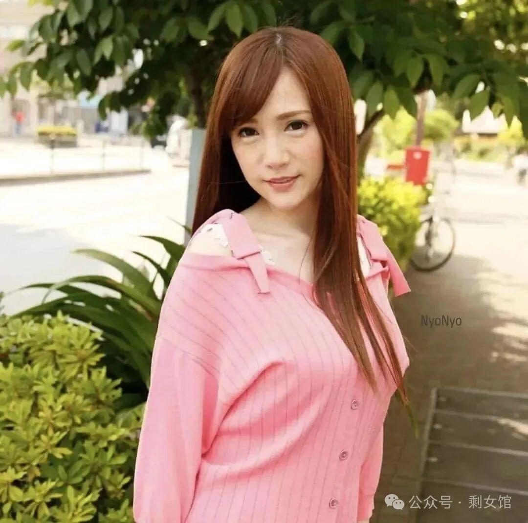 重返职场 - 都市短剧短剧封面